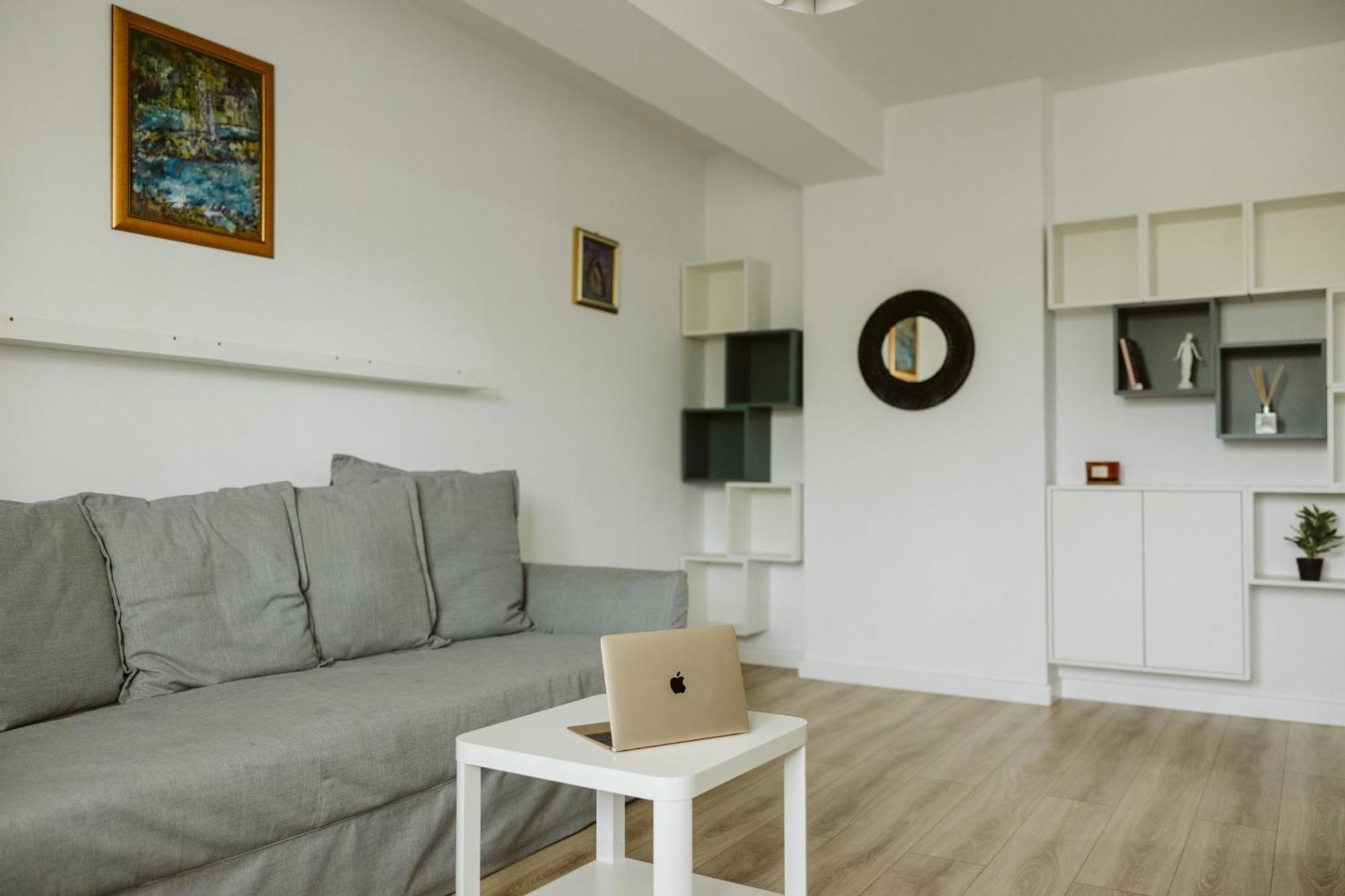 Pure Apartment Bucharest Exterior photo